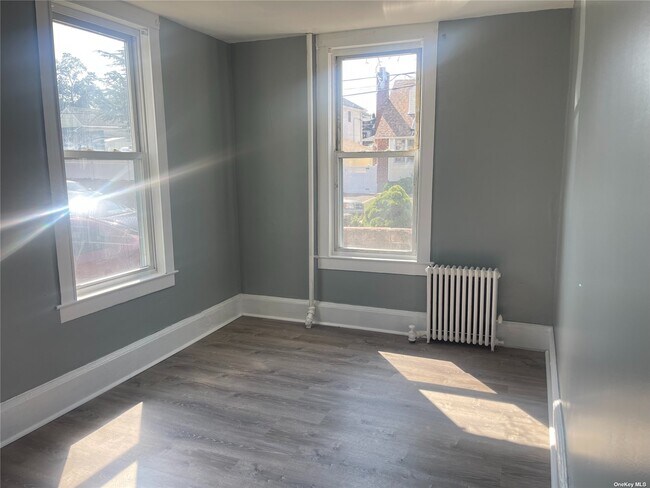 Building Photo - 200 Claridge Ave