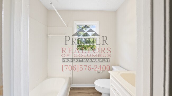 Building Photo - 330 Mays Ave