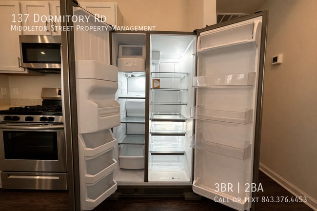 Building Photo - 137 Dormitory Rd