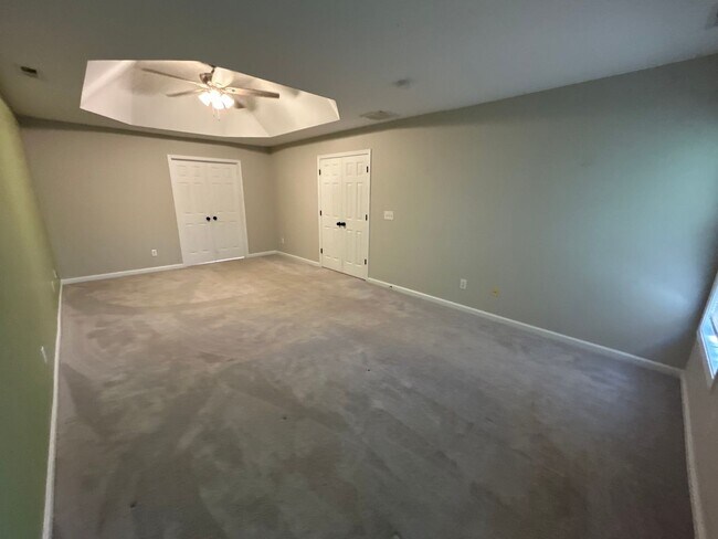 Building Photo - 4 Bedroom | 3 Bathroom Apex Home with Fenc...