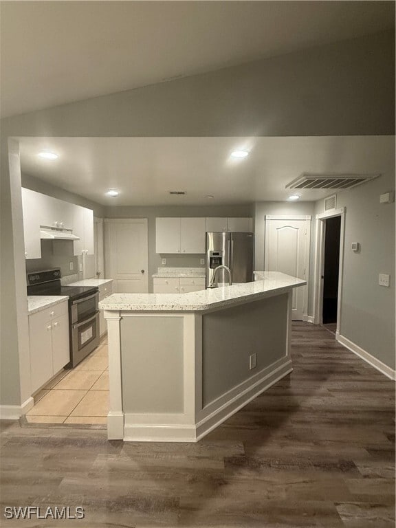 Building Photo - 3122 12th St SW