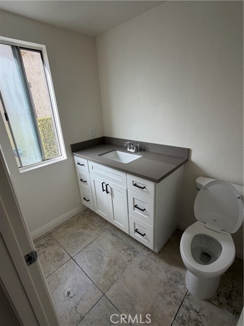 Building Photo - 15266 Ramona Blvd