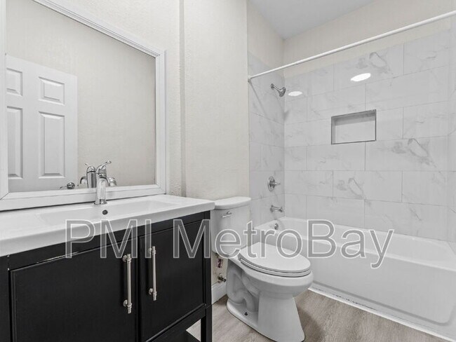 Building Photo - 8210 N Klondyke St