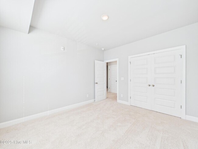 Building Photo - 1251 Shaw View Aly