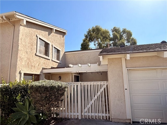 Building Photo - 126 Calle Cuervo