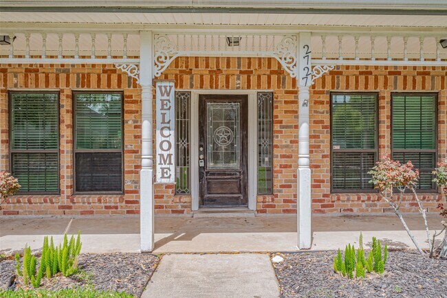 Building Photo - 2727 Raintree Dr