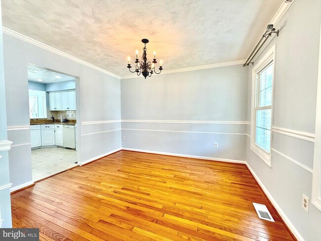 Building Photo - 3141 Gershwin Ln