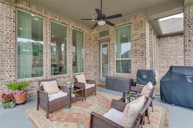 Building Photo - 6200 Savannah Oak Trail
