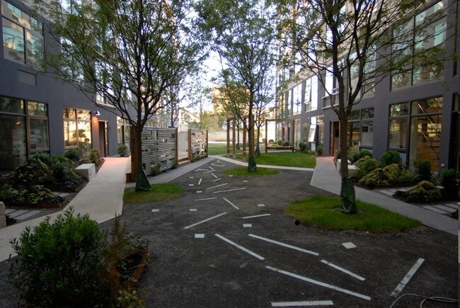 Building Photo - Castle Braid Apartments