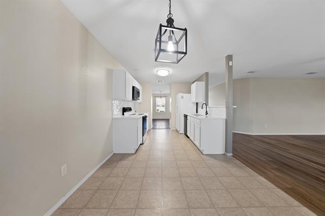 Building Photo - 1477 Greenbrook Dr