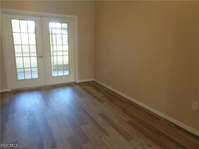 Building Photo - 2463 Nature Pointe Loop