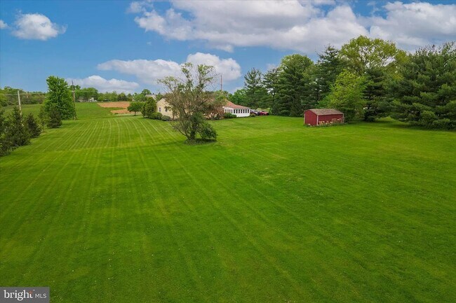 Building Photo - Coming Soon – Beautiful Ranch Home on Nearly 2 Acres | Showings Available Now | Late-July Move-In