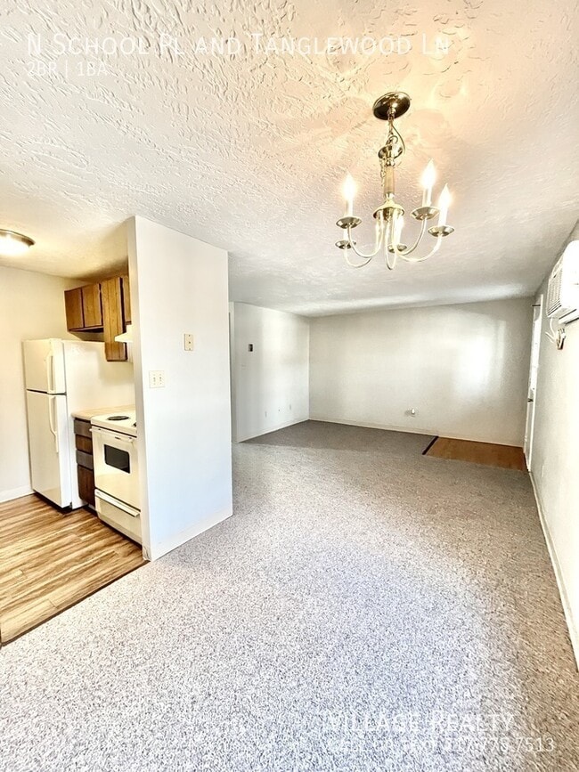 Building Photo - 343 N School Pl