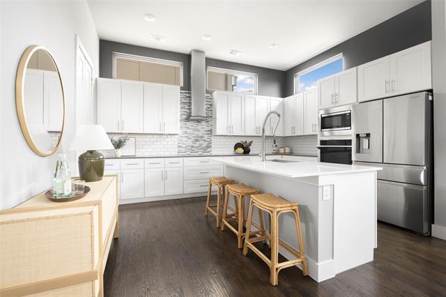 Building Photo - 4226 Roseland Ave