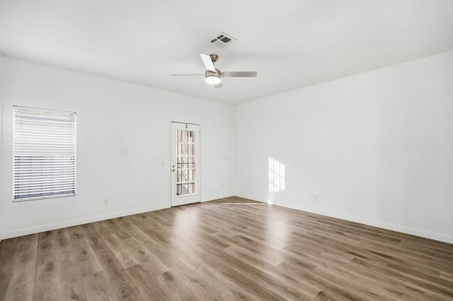 Building Photo - 18804 N 33rd Dr