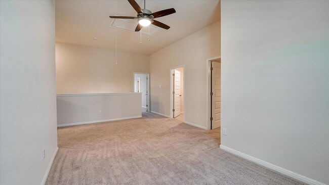 Building Photo - Redland Rd/281 Sienna Subdivision