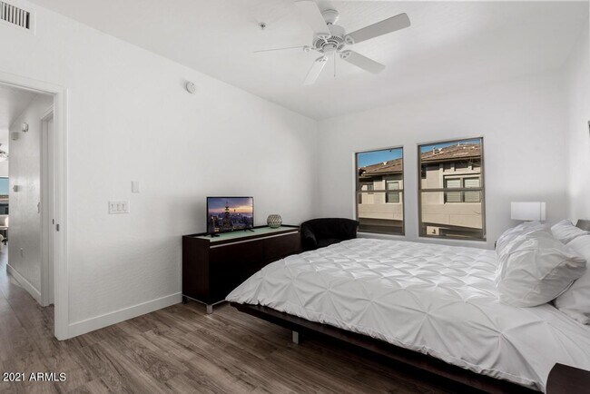 Building Photo - 20121 N 76th St