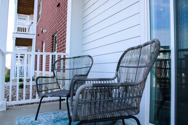 Building Photo - 3201 Redhawk St