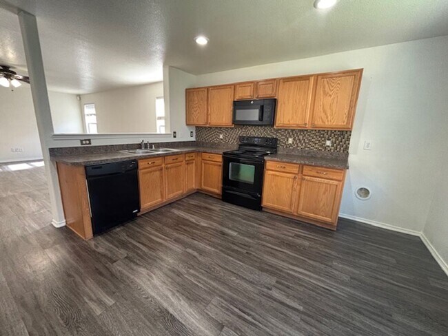 Building Photo - Upgraded single story house in Keller ISD