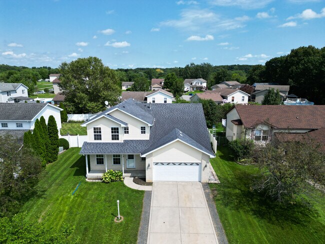 Building Photo - 12465 Shelby Pl