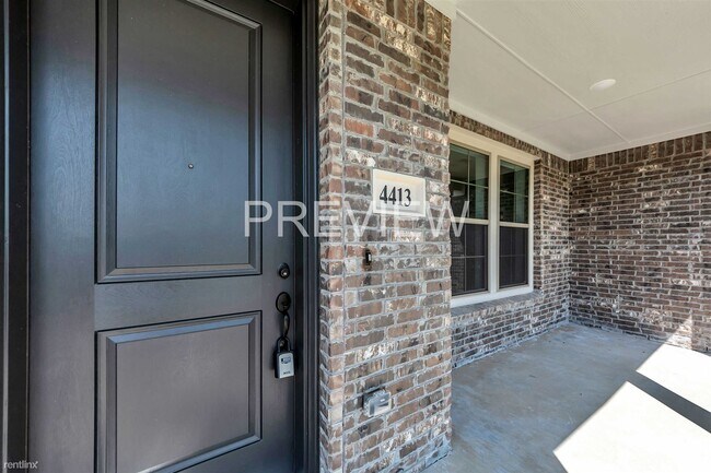 Building Photo - 3 br, 2.5 bath Townhome - 4413 Union Street