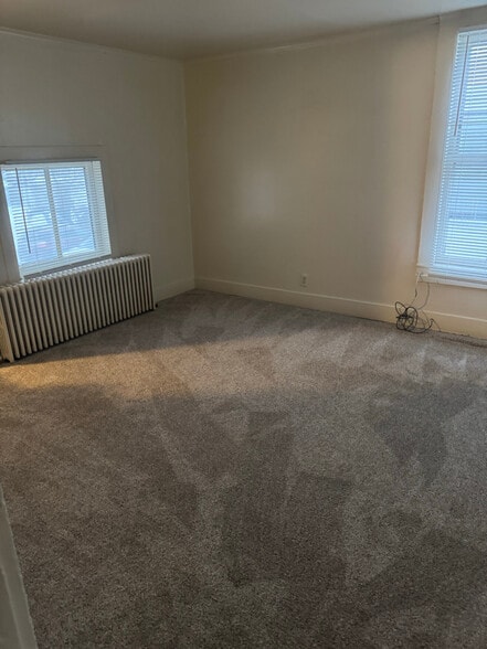 Building Photo - 281-283-283 Main St