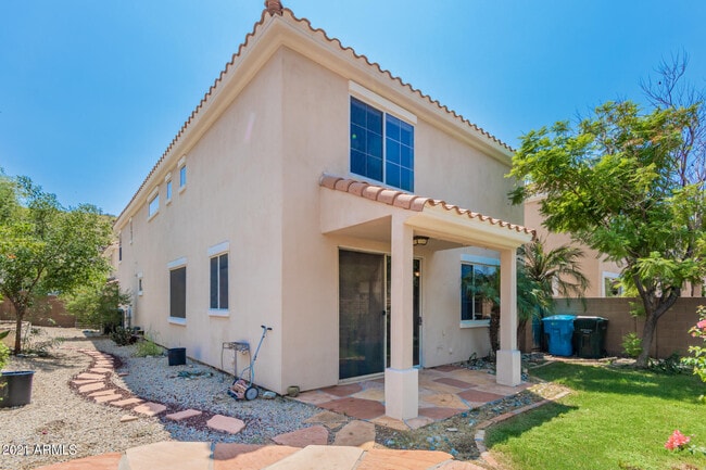 Building Photo - 204 W Mountain Sage Dr