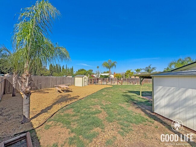 Building Photo - Renovated 4BR Home with Large Yard on Peaceful Cul-de-Sac