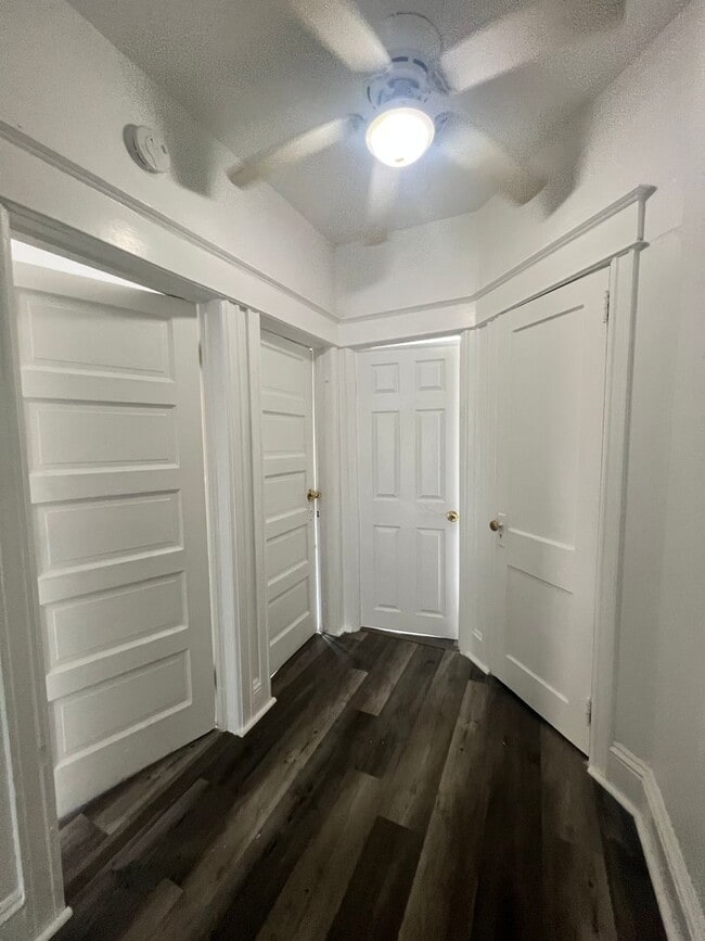 Building Photo - Amazing new Reno house