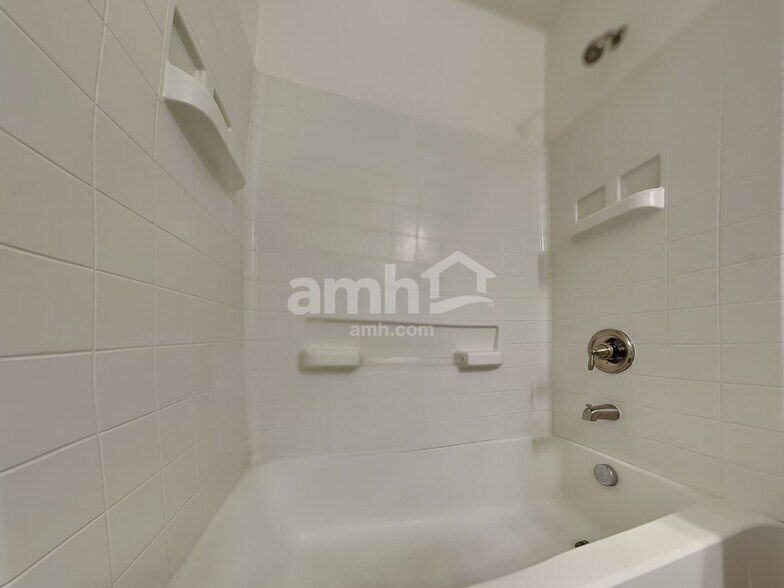 Building Photo - 9144 Rich Tapestry Ct