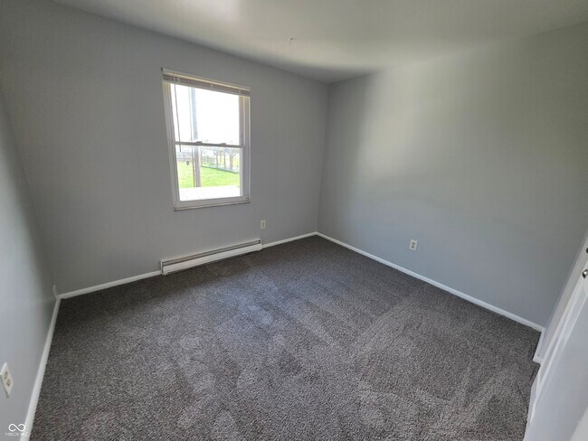 Building Photo - 3829 Biscayne Rd