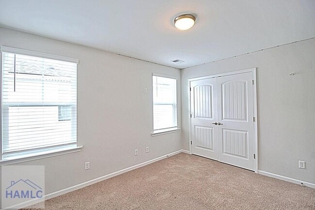 Building Photo - 232 Flagler Dr