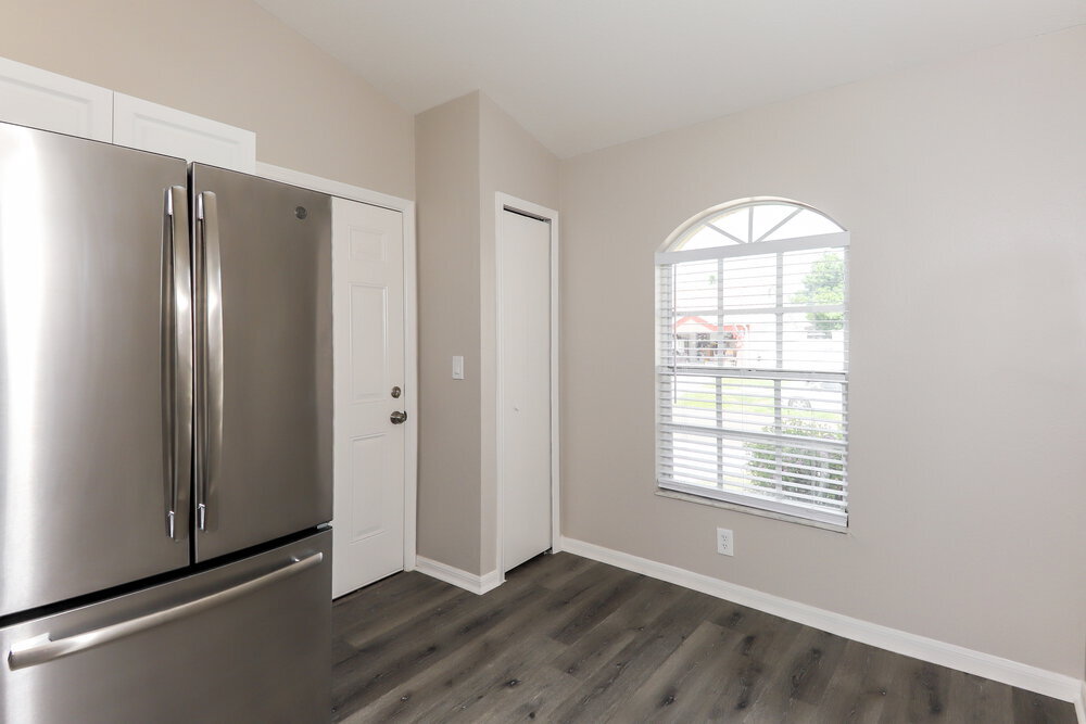 Building Photo - 206 Lookout Dr