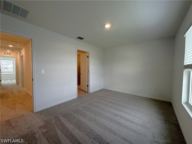 Building Photo - 28521 SWEET MEADOW Dr