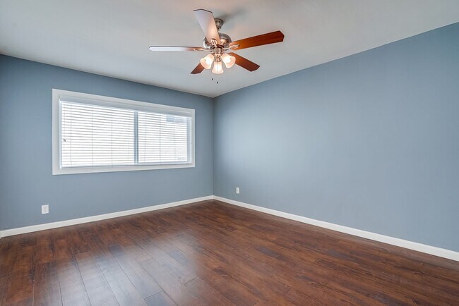 Building Photo - 2026 S Shenandoah St