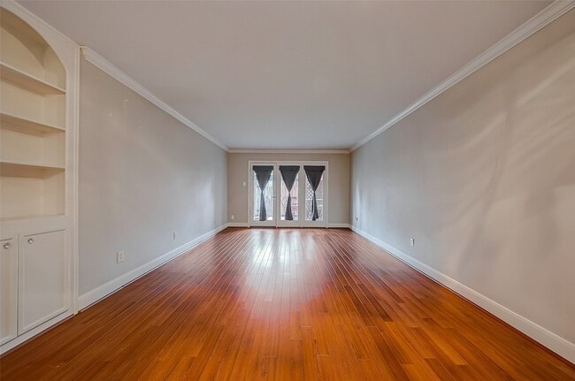 Building Photo - 12967 Trail Hollow Dr