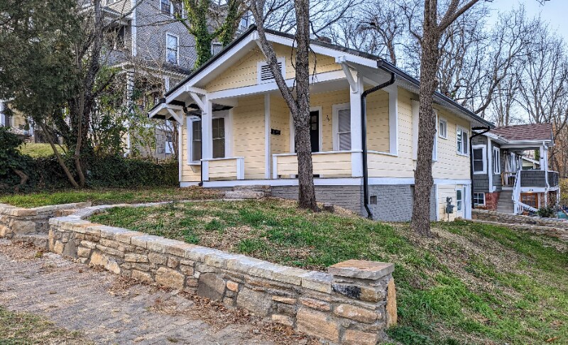 Building Photo - 25 Starnes Ave