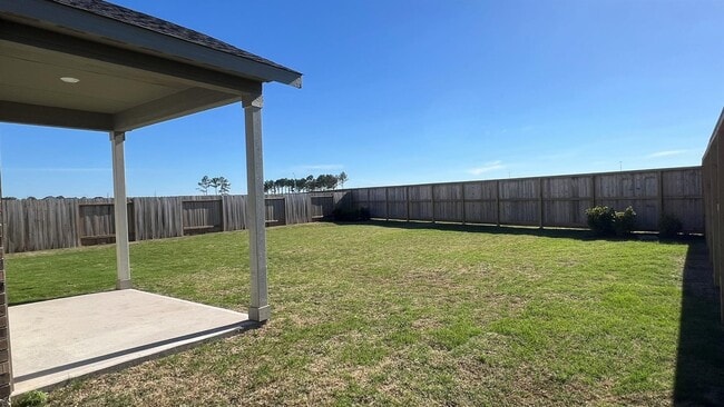 Building Photo - 21835 Redwood Blf Trl