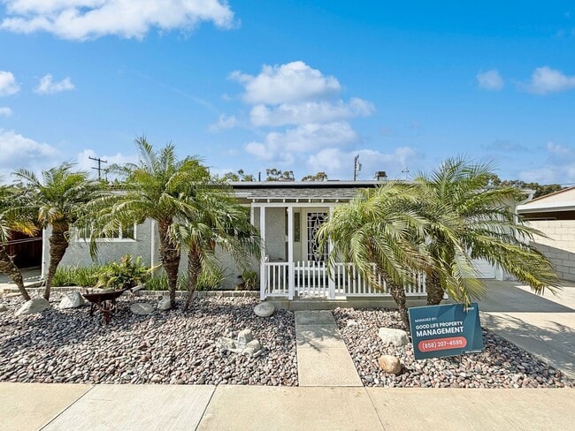 Building Photo - Beautiful 3BD/2BA House in Clairemont W/ W...