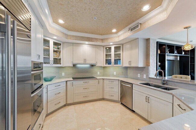 Building Photo - 3620 Gardens Pkwy