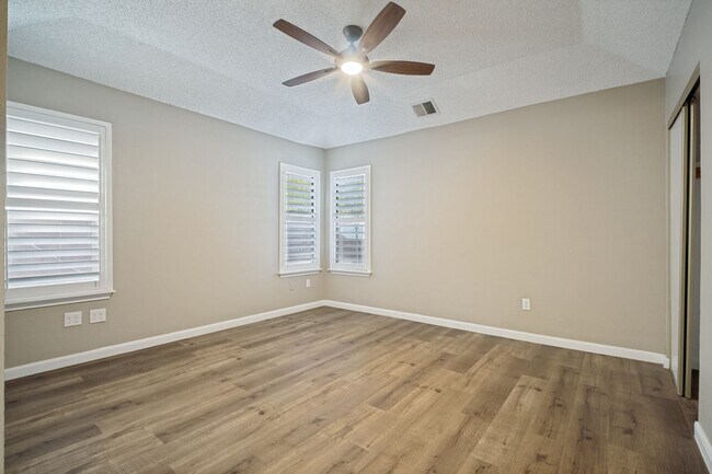 Building Photo - 4459 Brushy Hill