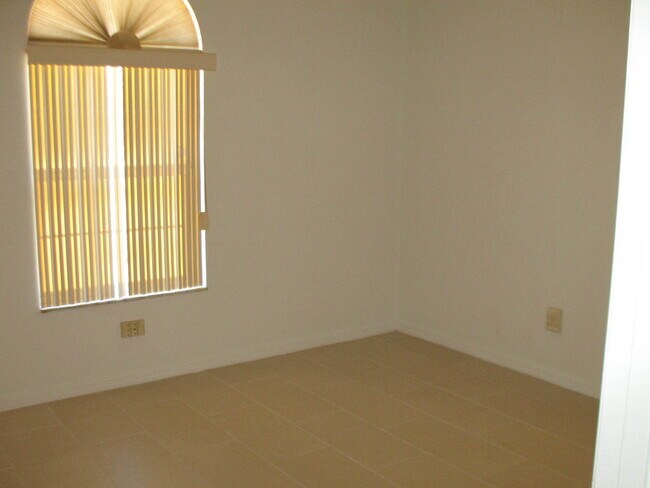 Building Photo - 2820 SW 165th Street Rd