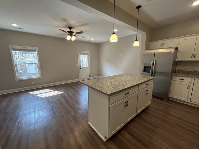 Building Photo - 317 Fallow Cir