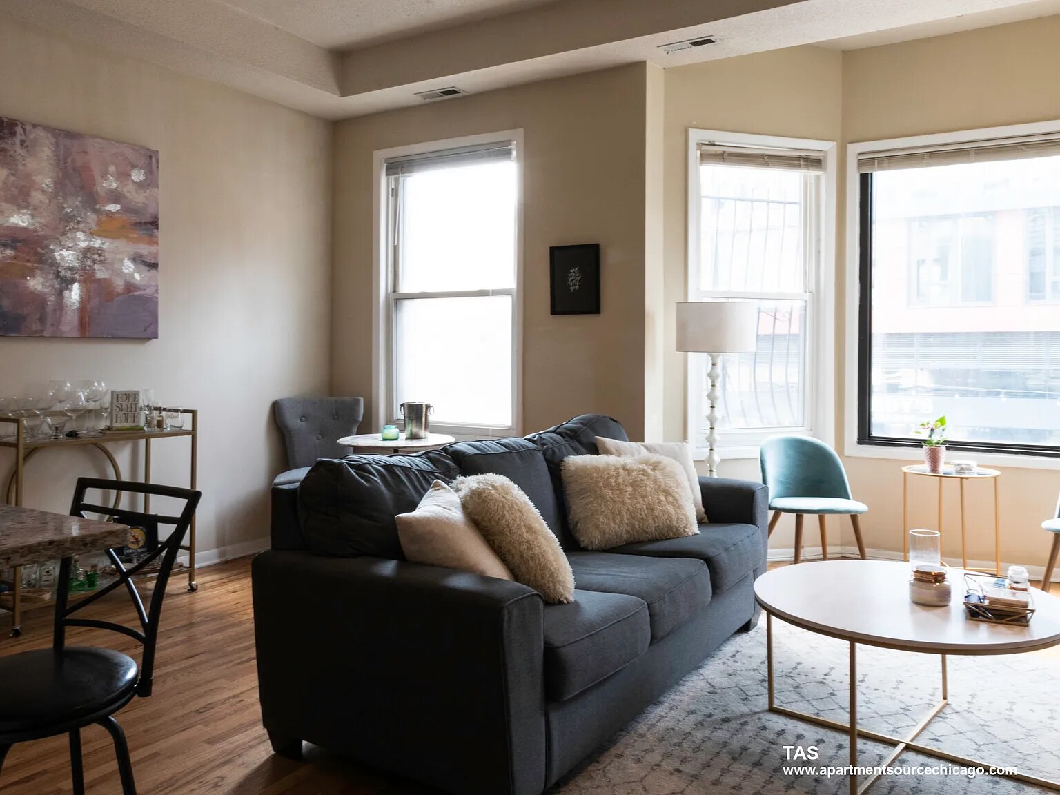 Building Photo - 2523 N Lincoln Ave