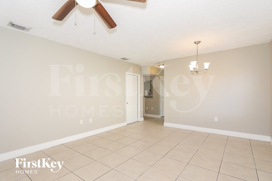 Building Photo - 27040 SW 119th Ct