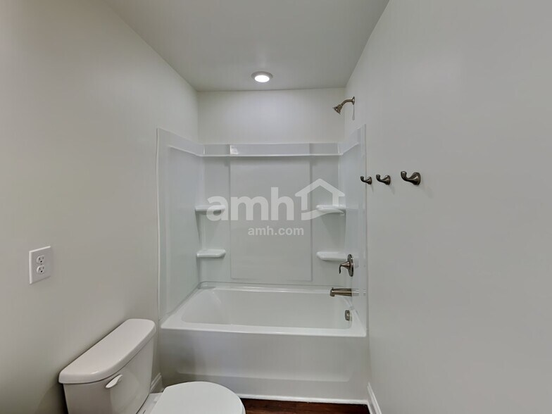 Building Photo - 1310 Bethany Dallas Dr