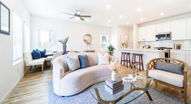 Building Photo - 9842 Kilkenny St