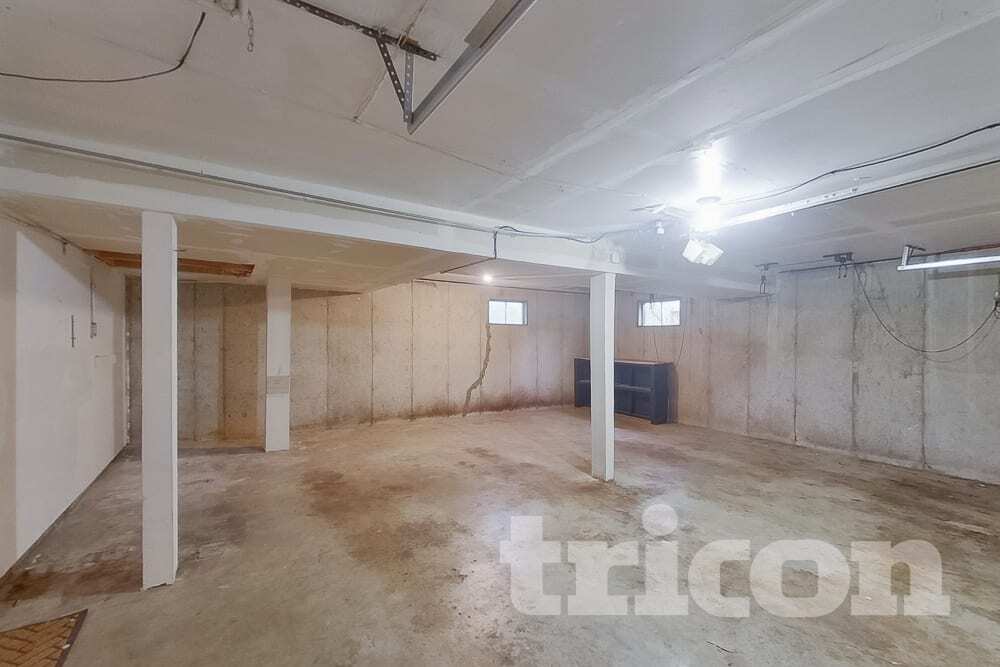 Building Photo - 1563 Park Ridge Ln