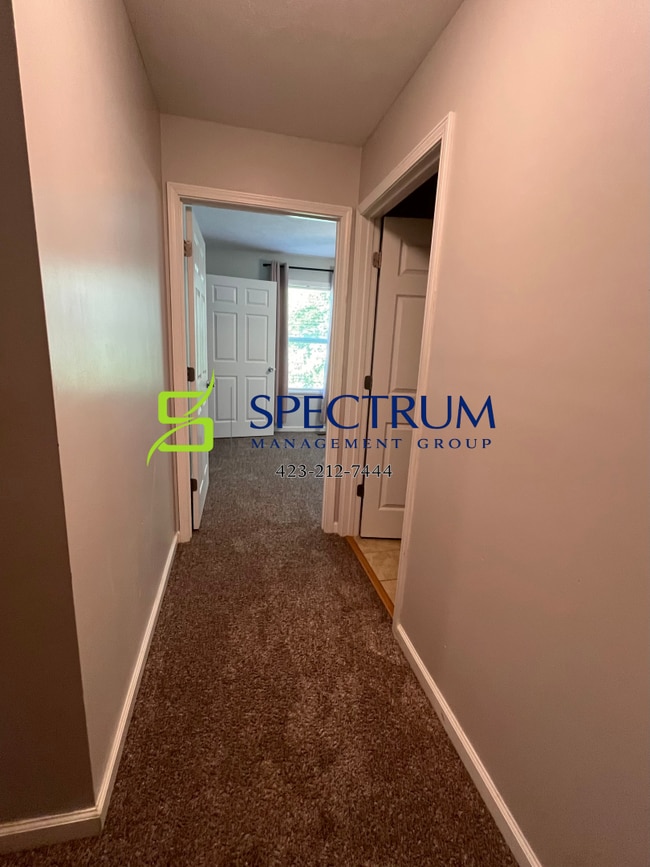 Building Photo - Now available 3 Bedroom 2 Bath Single Family Home - Morristown, TN