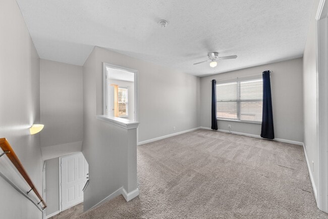 Building Photo - 2989 Buckner Ln